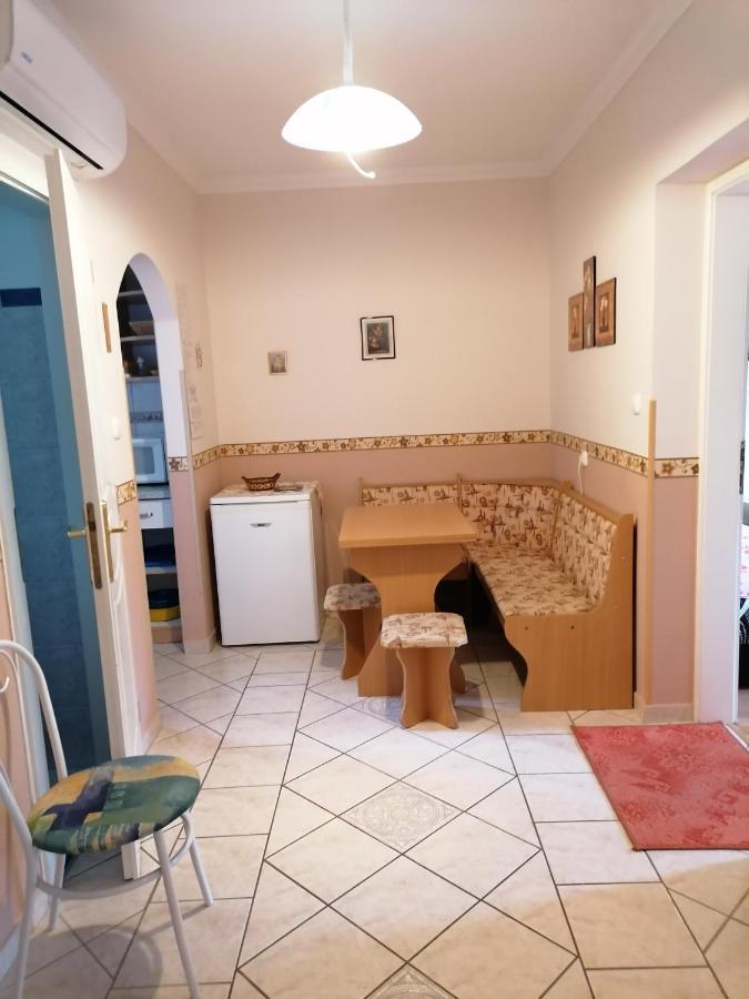 Kaktuszvirag Apartmanhaz Hajduszoboszlo Bagian luar foto