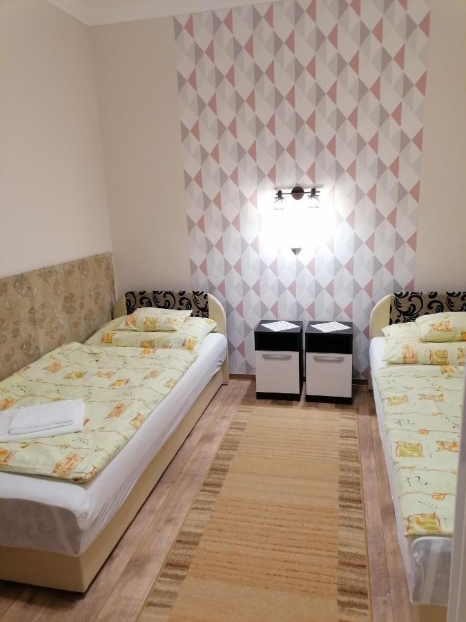 Kaktuszvirag Apartmanhaz Hajduszoboszlo Bagian luar foto